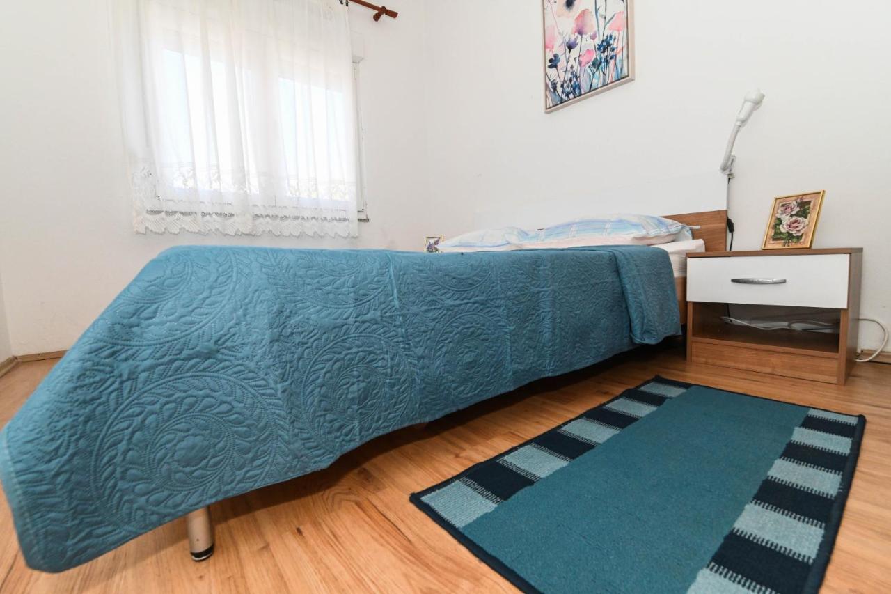 Holiday Home Donji Lepuri Lisicici Bagian luar foto