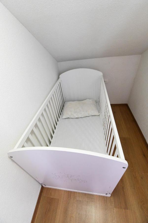 Holiday Home Donji Lepuri Lisicici Bagian luar foto